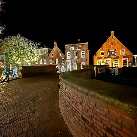 Romantikhaus Am Hafen In Holiday home *